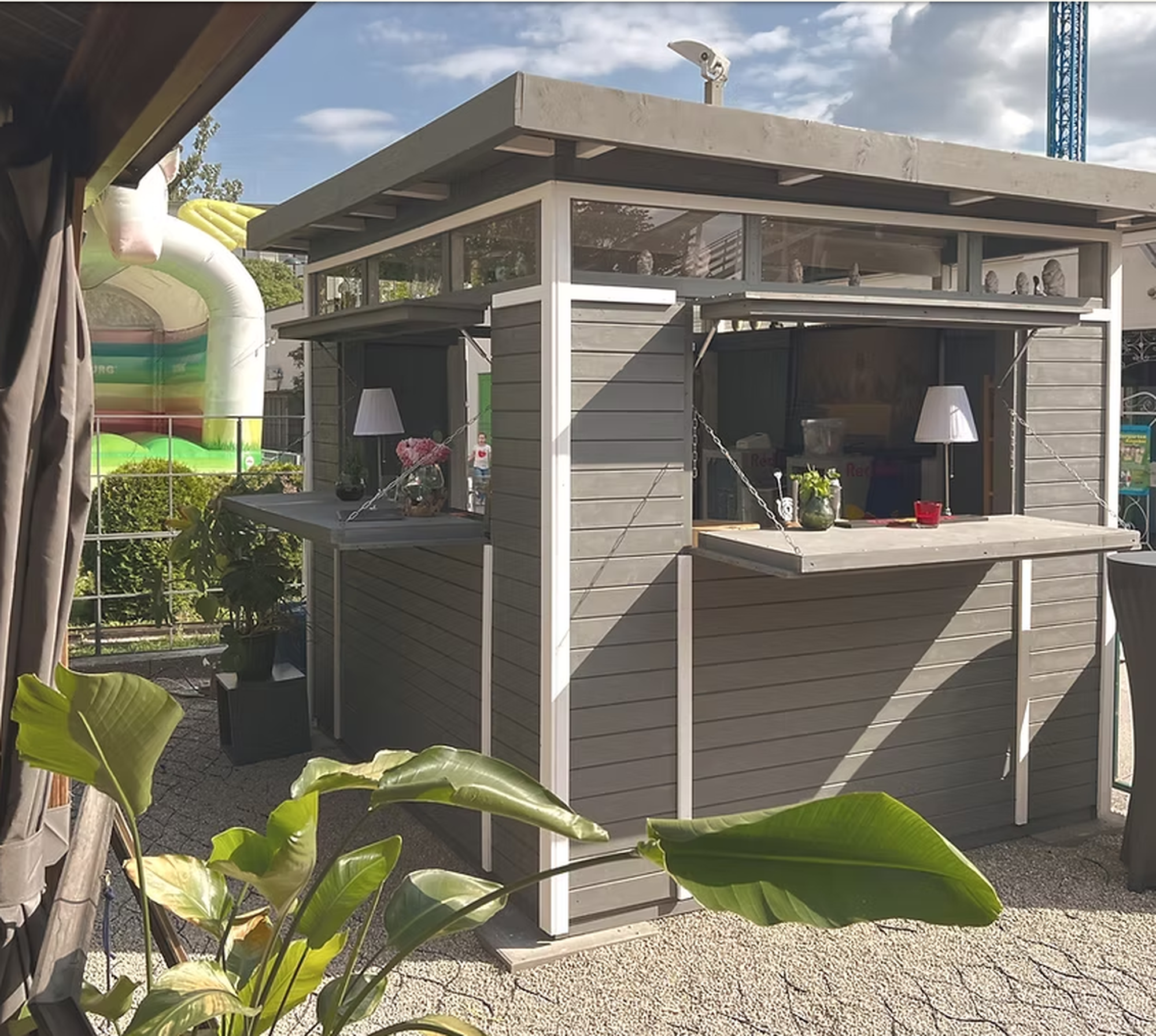 Der Barbereich. Tagesansicht.